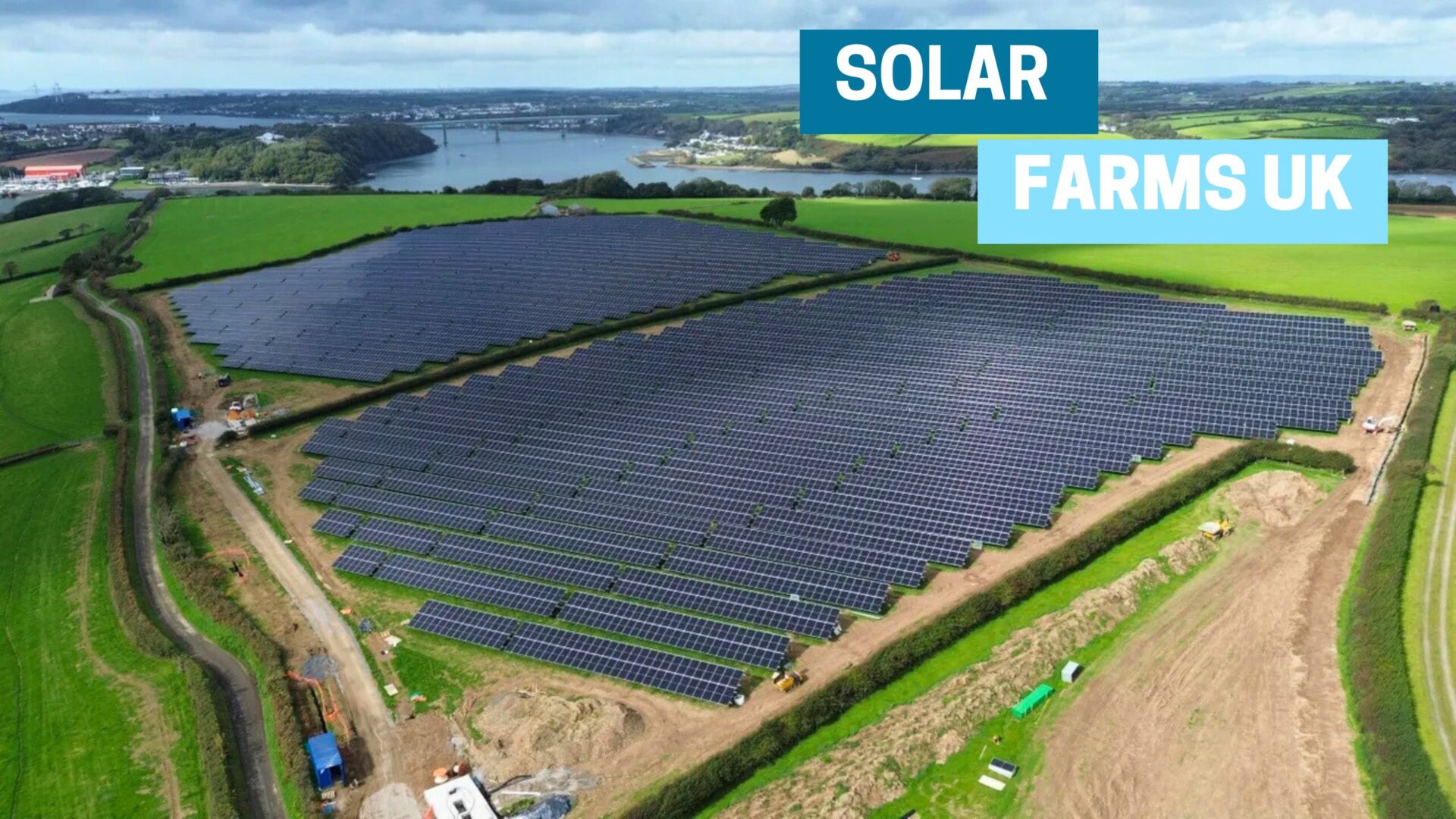 Large scale solar farm installation in a UK field